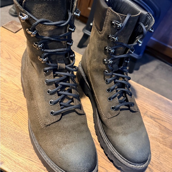 Thursday Explorers Size 8 - Picture 4 of 10